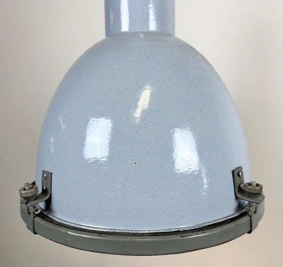 Image 1 of Lampada a sospensione industriale in smalto grigio Bauhaus con copertura in vetro, anni '50