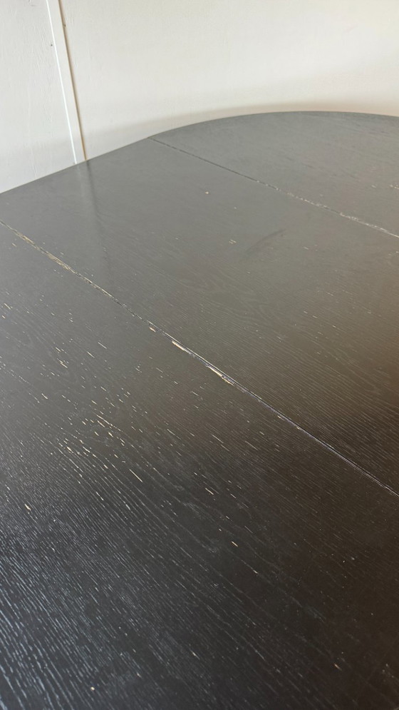 Image 1 of Vintage zwarte ronde eettafel 