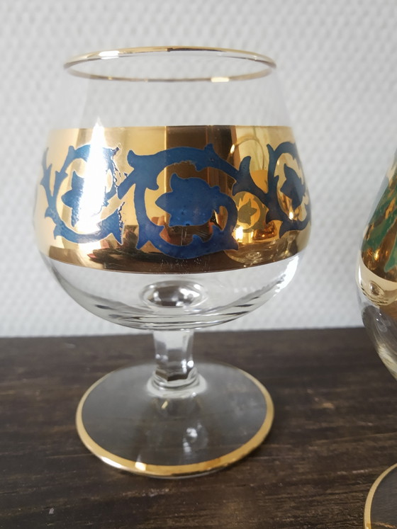 Image 1 of Prachtige 60's vintage brandy whisky whiskey cognac glazen met bladgouden randen en blauwe details