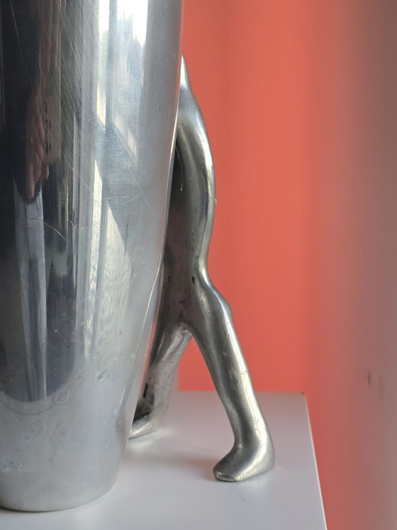 Vaso Design Originale Carrol Boyes - Large Leaning Man (35 cm) - Alluminio, Vasi, Argentato (foto 7 di 11)