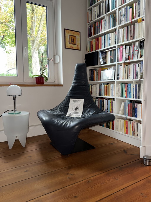 Harvink Turner Armchair, Jack Crebolder, dark blue leather, 1987 with original invoice