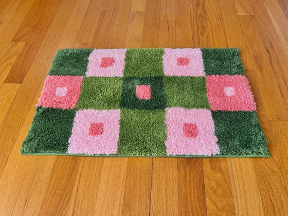 Image 1 of Tapis CUTE en laine fait main – coloris personnalisables 100cmx70cm