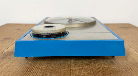 Horloge murale de cuisine vintage est-allemande de Weimar, années 1970 – Pendules, Glass, Plastic (photo 14 of 18)
