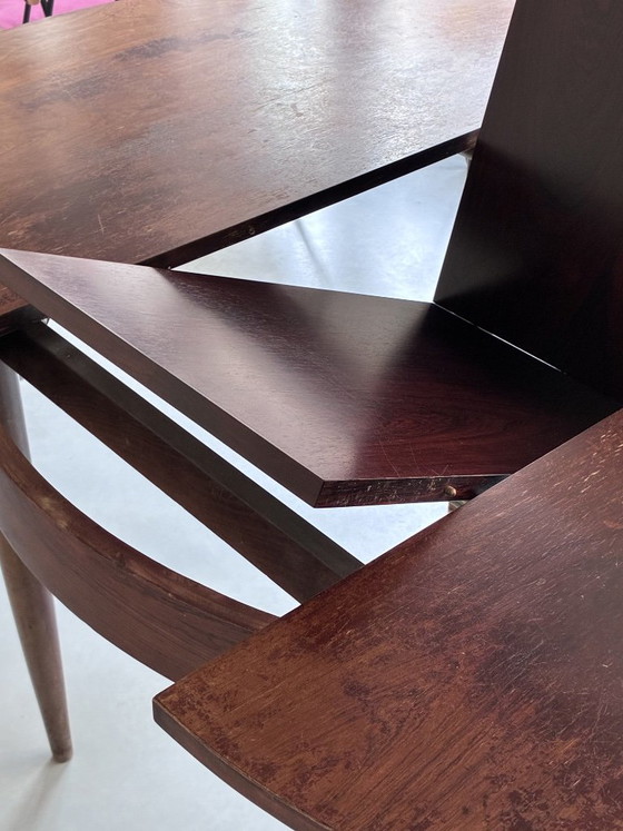 Vintage V-Form Extendable Round Dining Table – 1960s – Wood (photo 6 of 17)
