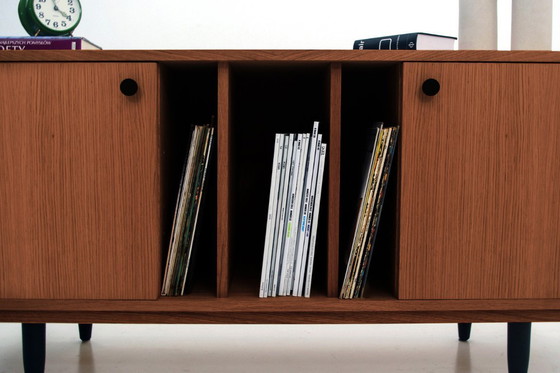 Image 1 of Dressoir van gebeitst teakhout voor tv T-S14