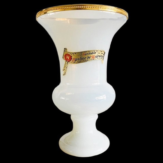 Image 1 of Vaso vintage in vetro opalino di Murano con bordo dorato, anni '70