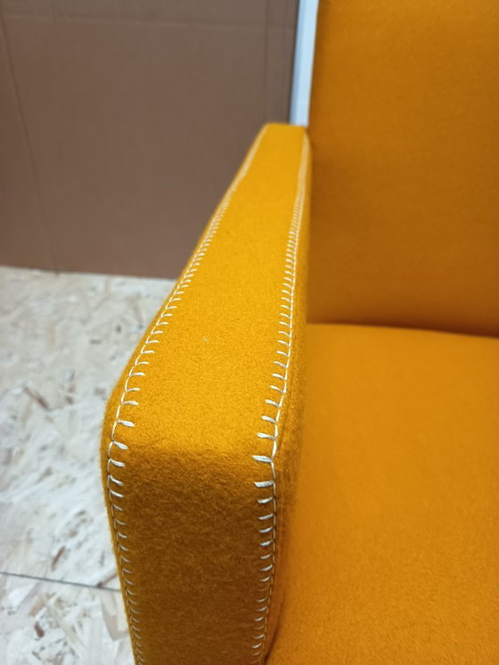 Image 1 of CASSINA Paire de fauteuils Utrecht 637 NEUF 2026 en laine KVARD Moutarde par Gerrit Rietveld