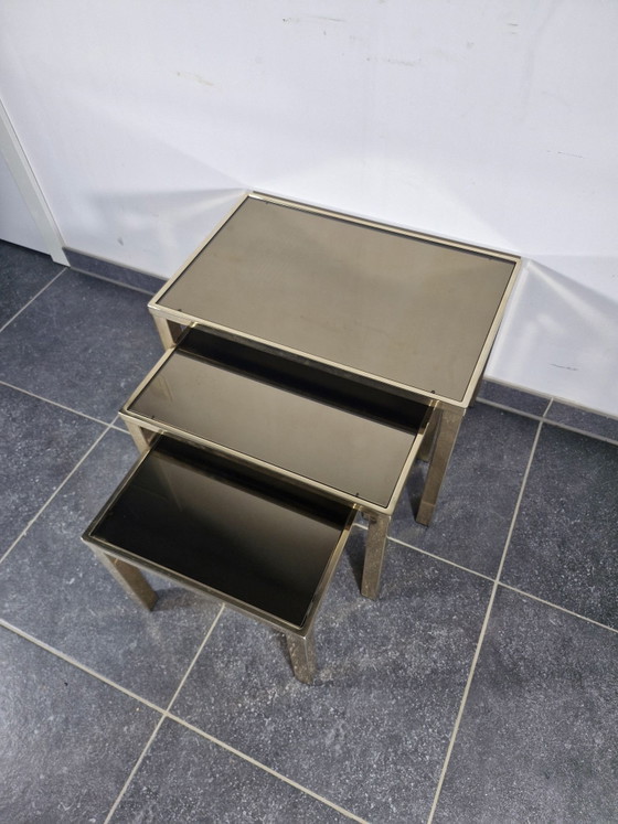 Set van 3 vintage nesttafels, Hollywood Regency-stijl, Belgochrom, Bijzettafels, Chroom, Gold (foto 5 van 12)