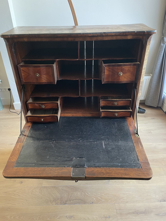 Image 1 of Mobile in noce Luigi XV