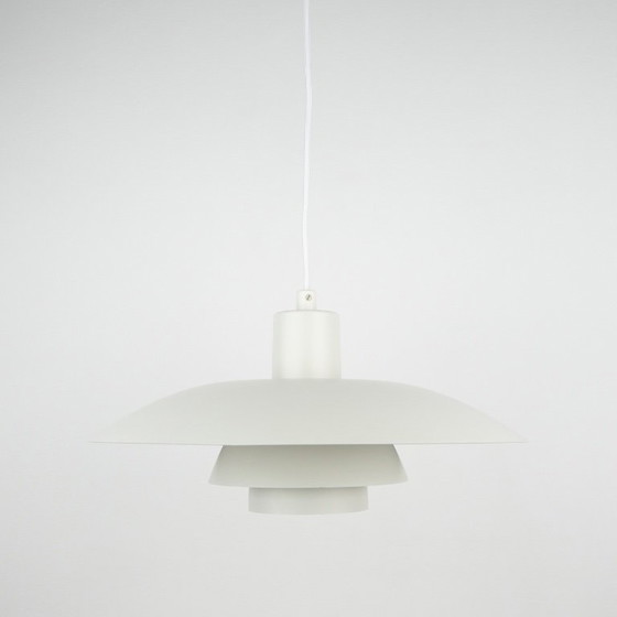 Image 1 of Paar 2 Deense vintage hanglampen PH 4/3 van Poul Henningsen, Louis Poulsen