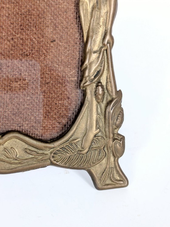 Image 1 of Vintage messing art nouveau fotolijst met vrouwelijke figuur, tafelstandaard uit de jaren 1950