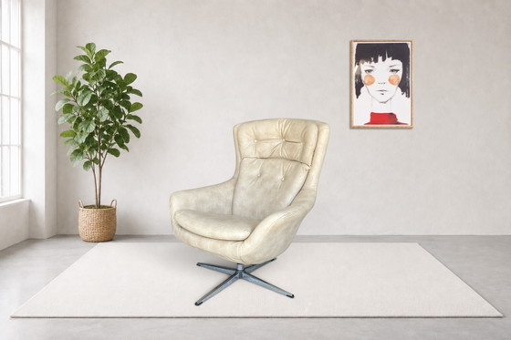 Image 1 of Overman Lounge Chair Draaistoel