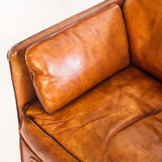 Fauteuil club vintage Roche Bobois. Cuir de buffle camel. France, années 1980 – Leather (photo 8 of 18)
