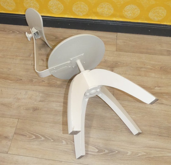Image 1 of Chaise pivotante vintage KRENZER chaise d'architecte chaise d'atelier chaise de bureau laquée blanche base pivotante rég
