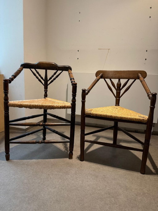 Fauteuil en bois de style édouardien avec assise en osier