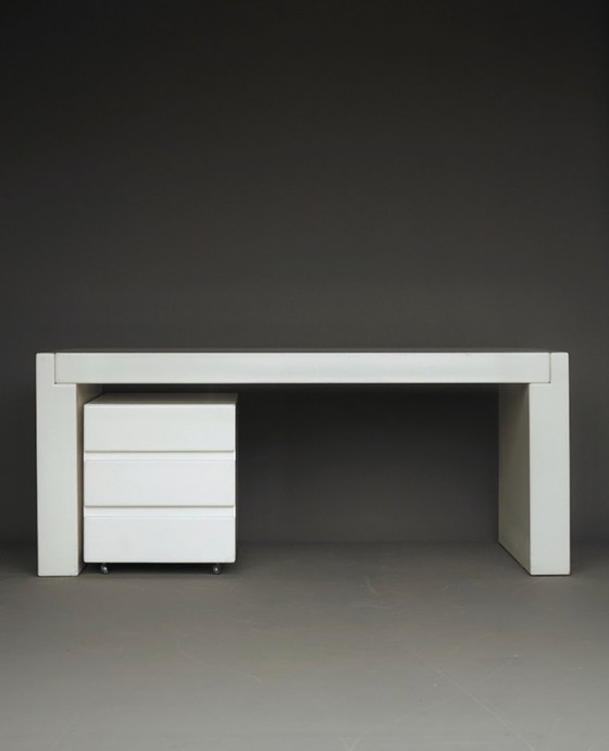 Vintage Bureau met Rolcontainer, jaren 70, Hout, Wit, Minimalisme (foto 2 van 14)