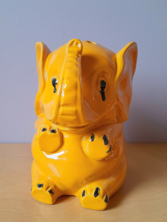 Image 1 of Hucha de cerámica con forma de elefante, 1960