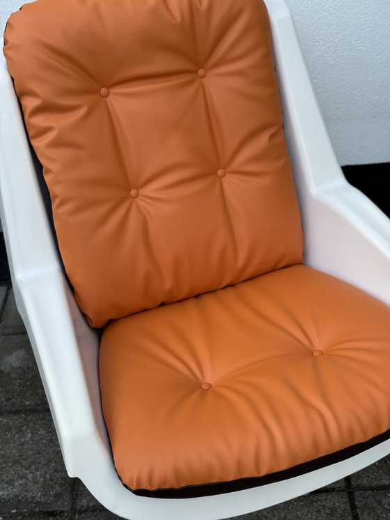 Image 1 of Chaise Alfa vintage de l'ère spatiale par Paul Tuttle