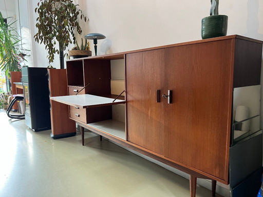 Vintage teak sideboard / bar cabinet - mid-century Danish design