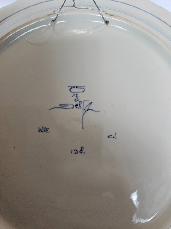 Grande piatto da parete Royal Delft (29,5 cm) – Dipinto a mano, Cesto di fiori, 1967 – Porceleyne Flec (photo 6 of 6)