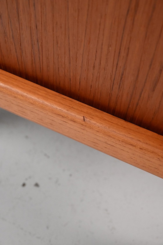 Image 1 of Armoire haute Silkeborg