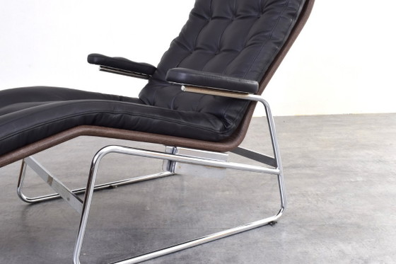 Chaise longue modelo Fenix ​​de piel y cromo de Bauhaus, diseñada por Sam Larsson para Dux. – Leather, Metal (photo 9 of 16)