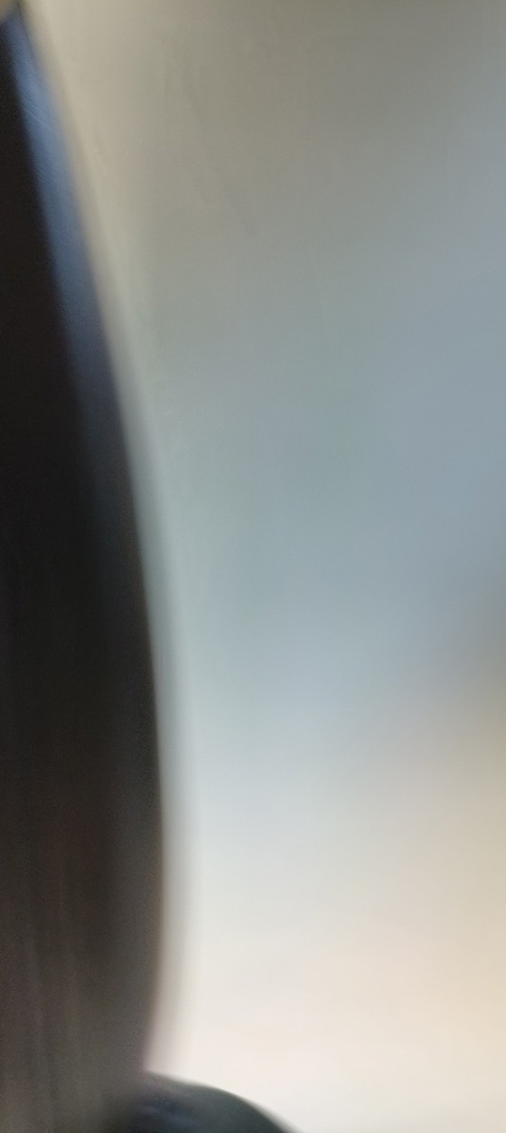 Image 1 of Lampada vintage Toucan di H. T. Huang per Lenoir in bianco e nero.