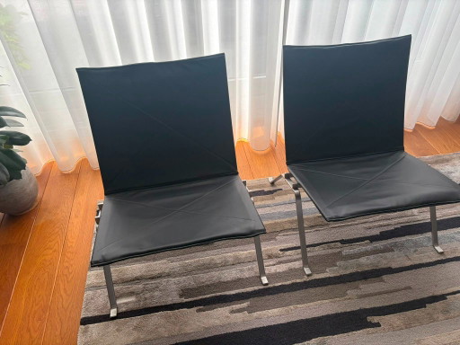 Fritz Hansen PK22 2 Stühle – fauteuils, Leather