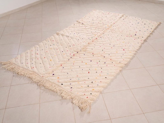 Image 1 of Traditional handmade Berber rug, size 150/260 cm