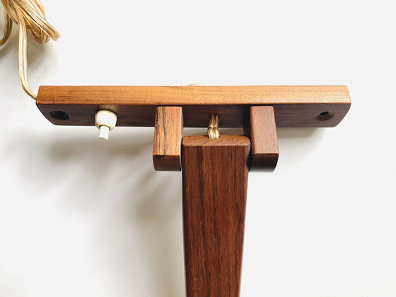 Image 1 of Dänische Lampe aus der Mitte des 20. Jahrhunderts mit hölzernem Scharnierarm