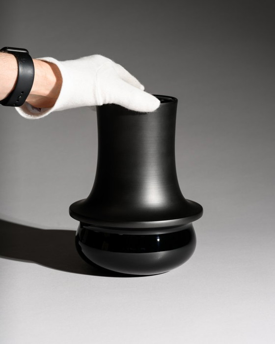 Image 1 of Black Porcelain Vase Duo Wolf Karnagel & Sami Wirkkala for Rosenthal, 80s–90s