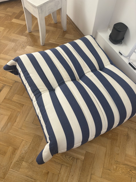Image 1 of Pouf Togo Ligne Roset