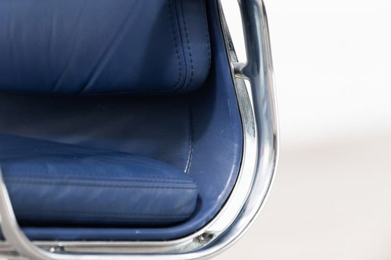 Image 1 of Vitra Ea208 Soft Pad Vergaderstoel