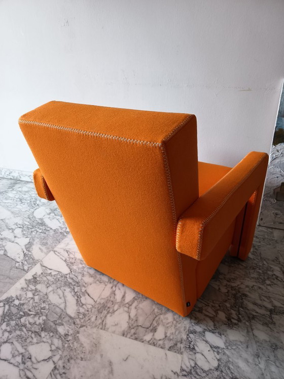 Image 1 of Fauteuil CASSINA Utrecht 637 en Laine Kvadrat Orange 13L par Gerrit Thomas Rietveld