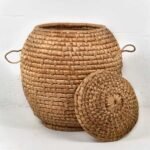 Rotan mand met antieke deksel (ca. 1930) – Decoratieve objecten, Wicker (photo 6 of 15)