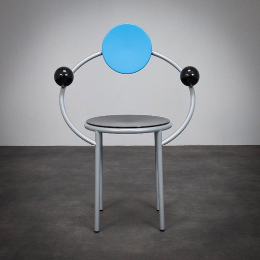 Een paar eerste stoelen van Michele De Lucchi voor Memphis, Milaan, Italië, 1981