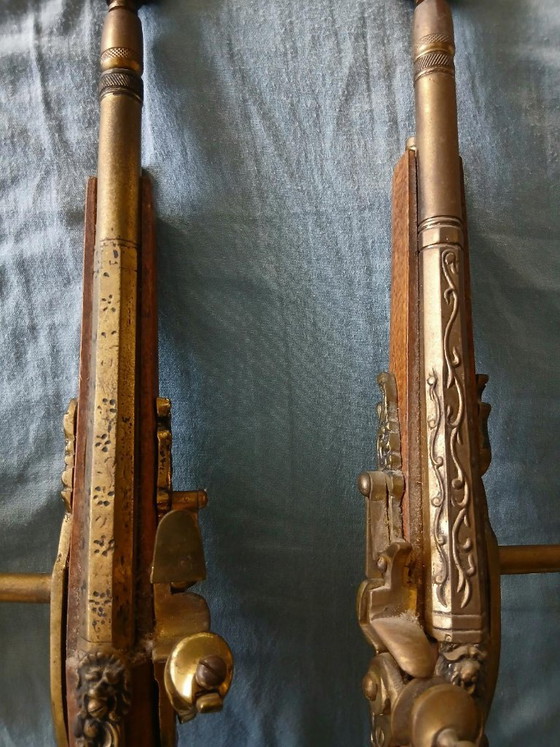 Coppia di Applique a forma di pistola in legno e ottone, Marrone, Classicisme (foto 9 di 12)