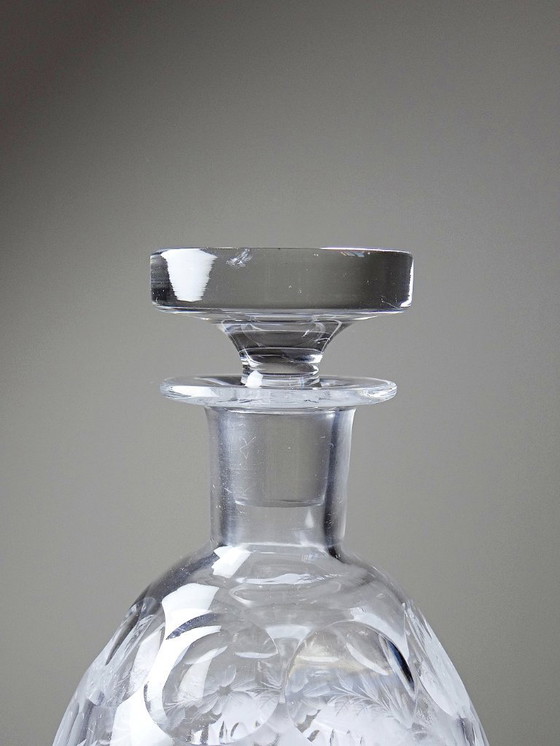 Image 1 of Antique cut and chiseled crystal decanter with floral decoration, Bohemia, 19th-20th century