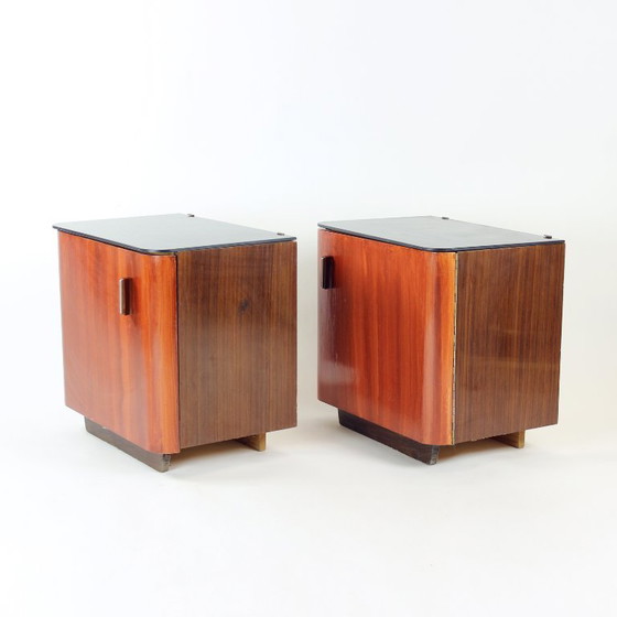 Image 1 of Set van 2 nachtkastjes met zwart glas, Tsjechoslowakije jaren 60