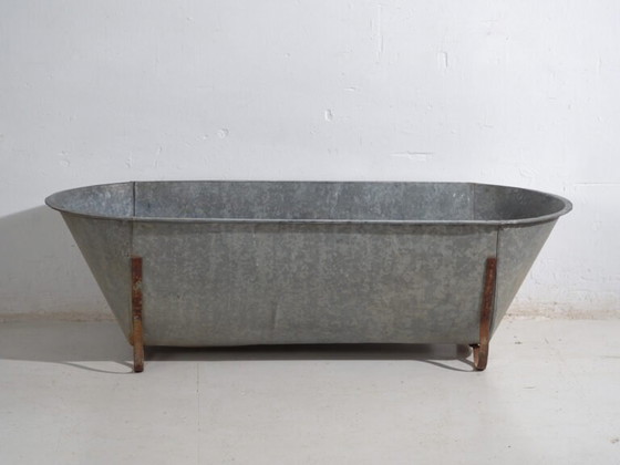 Antique Galvanized Zinc Bathtub – European Industrial Tub – circa 1900 #5 – Decorative Objects, Iron, Rustic (photo 23 of 39)