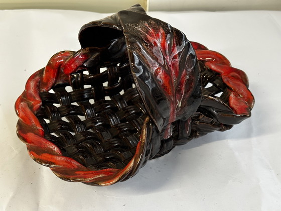 Image 1 of Cesto di frutta - Centrotavola a forma di cesto in ceramica di Vallauris 