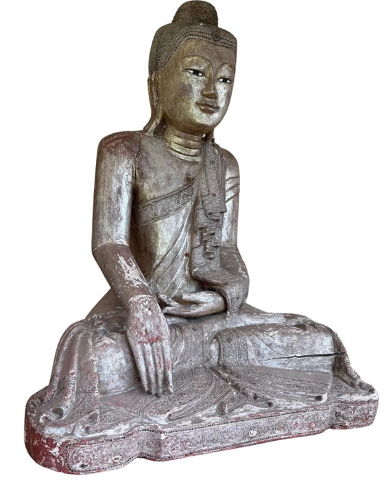 Large Antique Wooden Buddha 120 cm - Mandalay with Inlaid Eyes – Sculpture (photo 7 of 11)