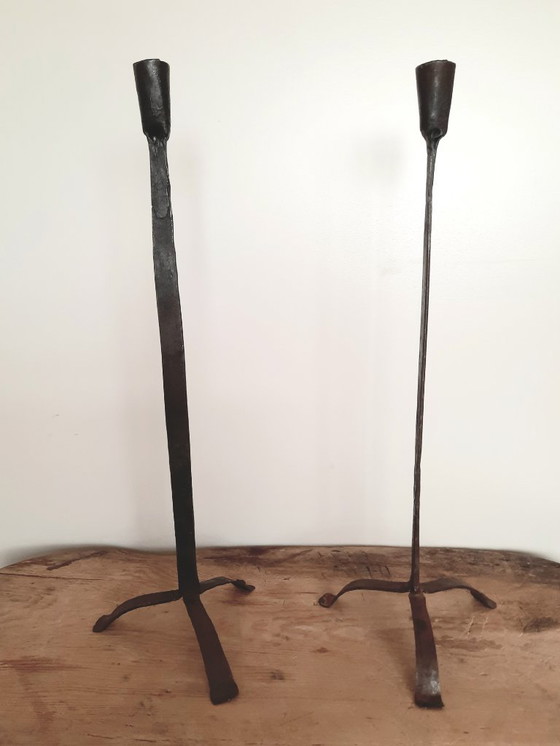 Image 1 of Set di 2 sottili candelabri moderni del Medioevo