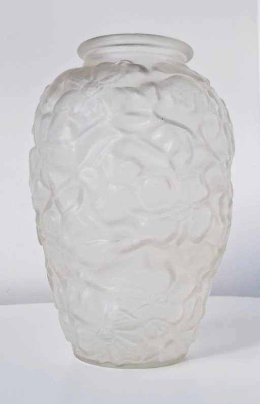 Art deco vase