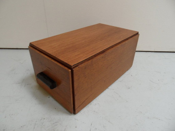 Image 1 of Archivador antiguo