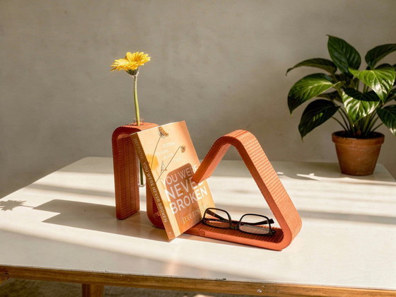 Image 1 of Red Magazine rack - PLA - 3D printed