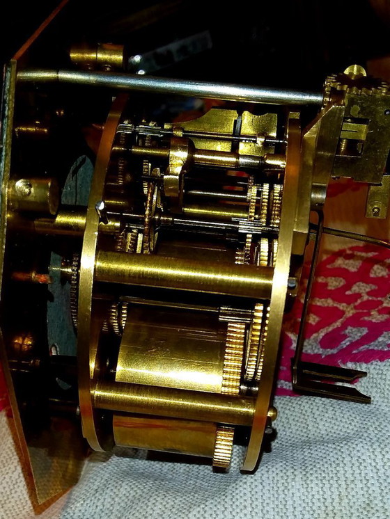 Image 1 of OROLOGIO ART DECO A FORMA DI GRATTACIELO