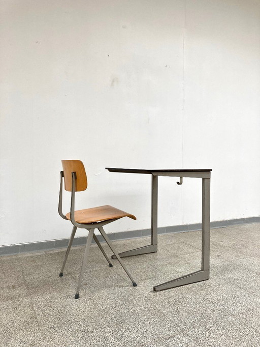 Friso Kramer 'Result' school desk + 'Result' chair