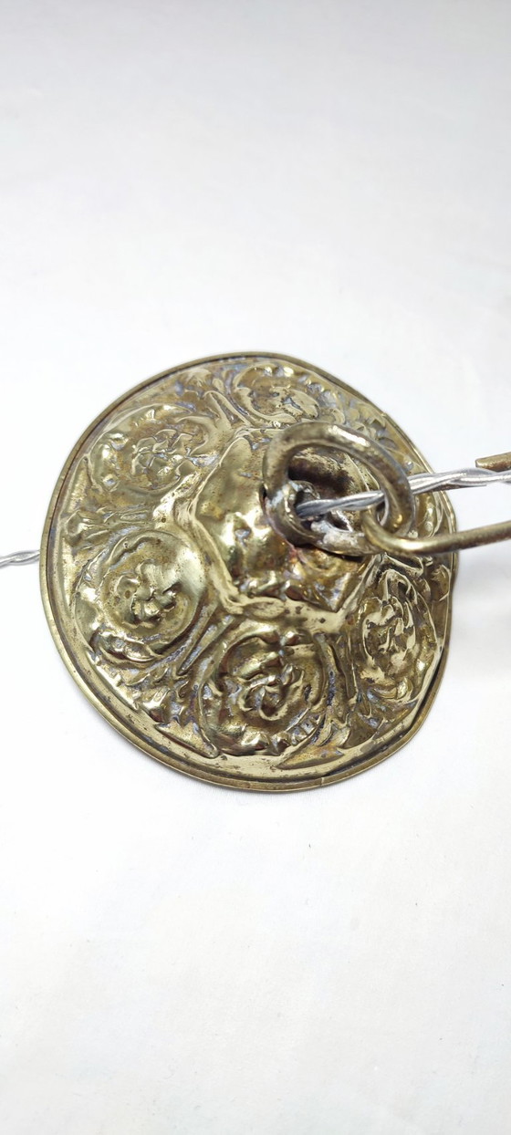 Image 1 of Plafonnier en laiton et cristal. Espagne, années 1940.