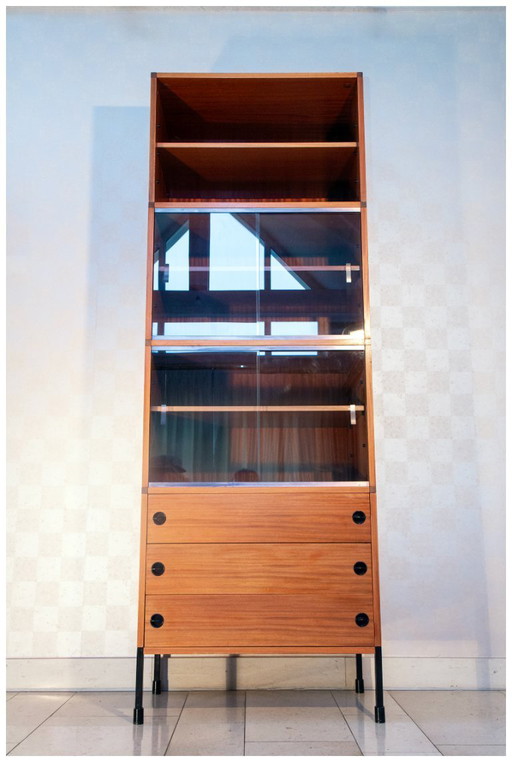 Mobiliario modernista de A.R.P. Guariche, edición Minvielle, 1960